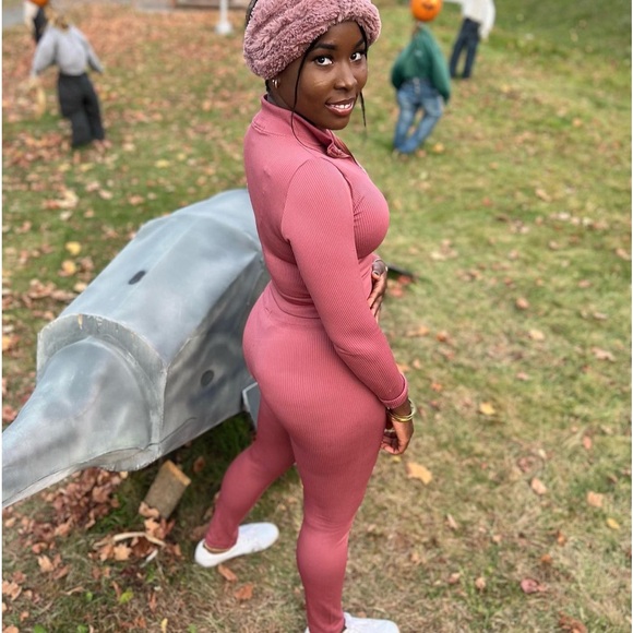 Pink spandex track suit set - Picture 6 of 8